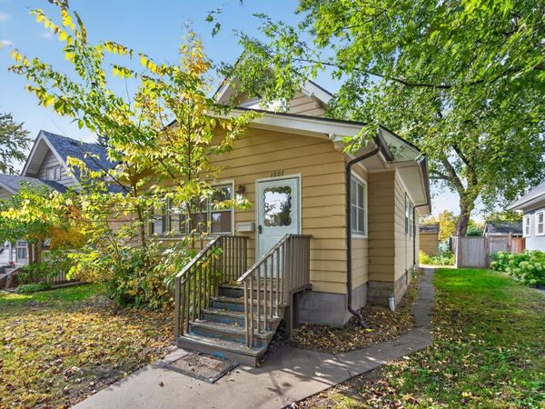 1007 Victoria Street N, Saint Paul, MN 55103