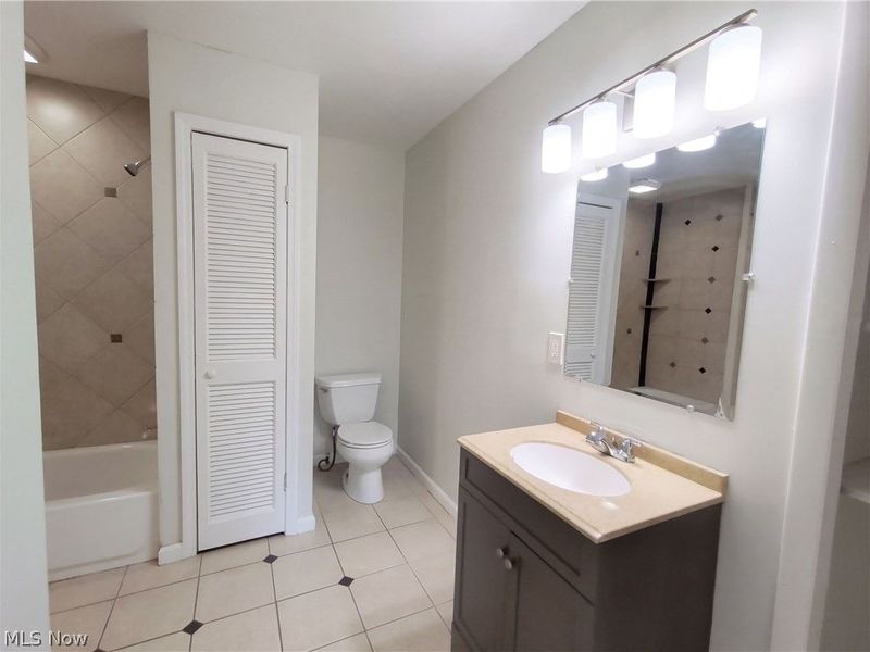 13807 Elsetta Avenue, Cleveland, OH 44135 Photo 14