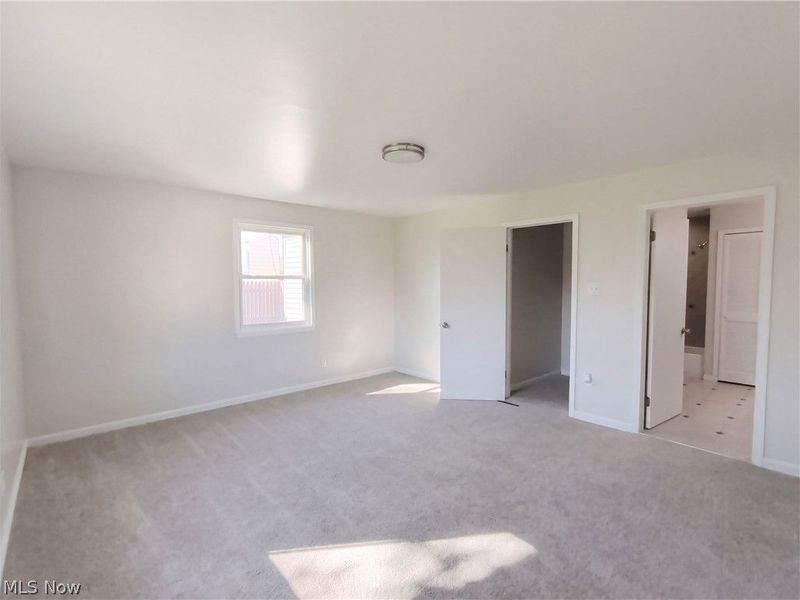 13807 Elsetta Avenue, Cleveland, OH 44135 Photo 9