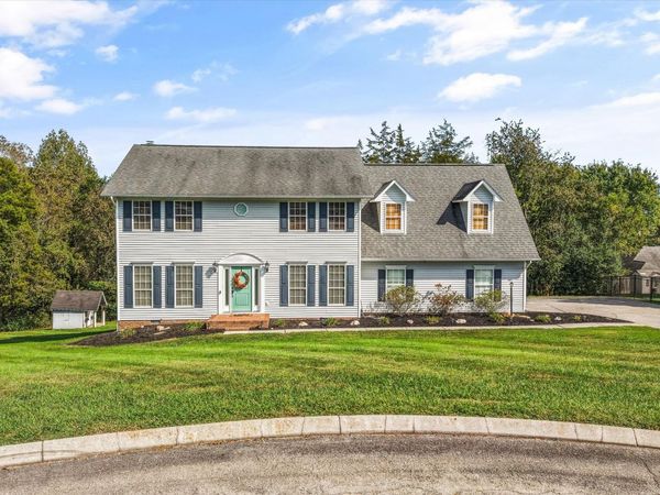 105 Ostenbarker St, Maryville, TN 37804