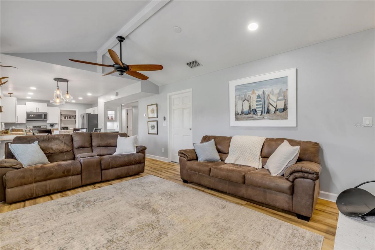 7 Oak Tree Drive, New Smyrna Beach, FL 32169 Photo