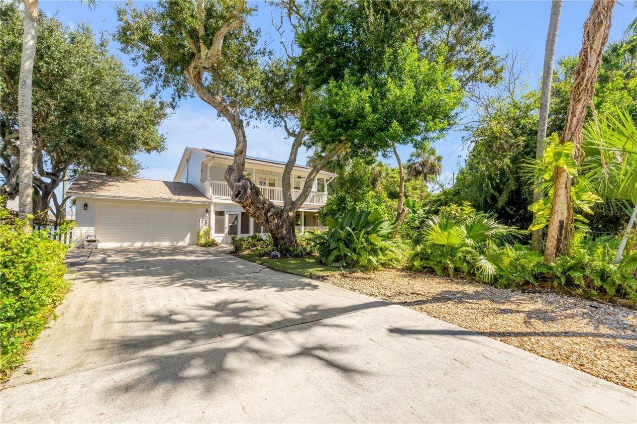 7 Oak Tree Drive, New Smyrna Beach, FL 32169 Photo