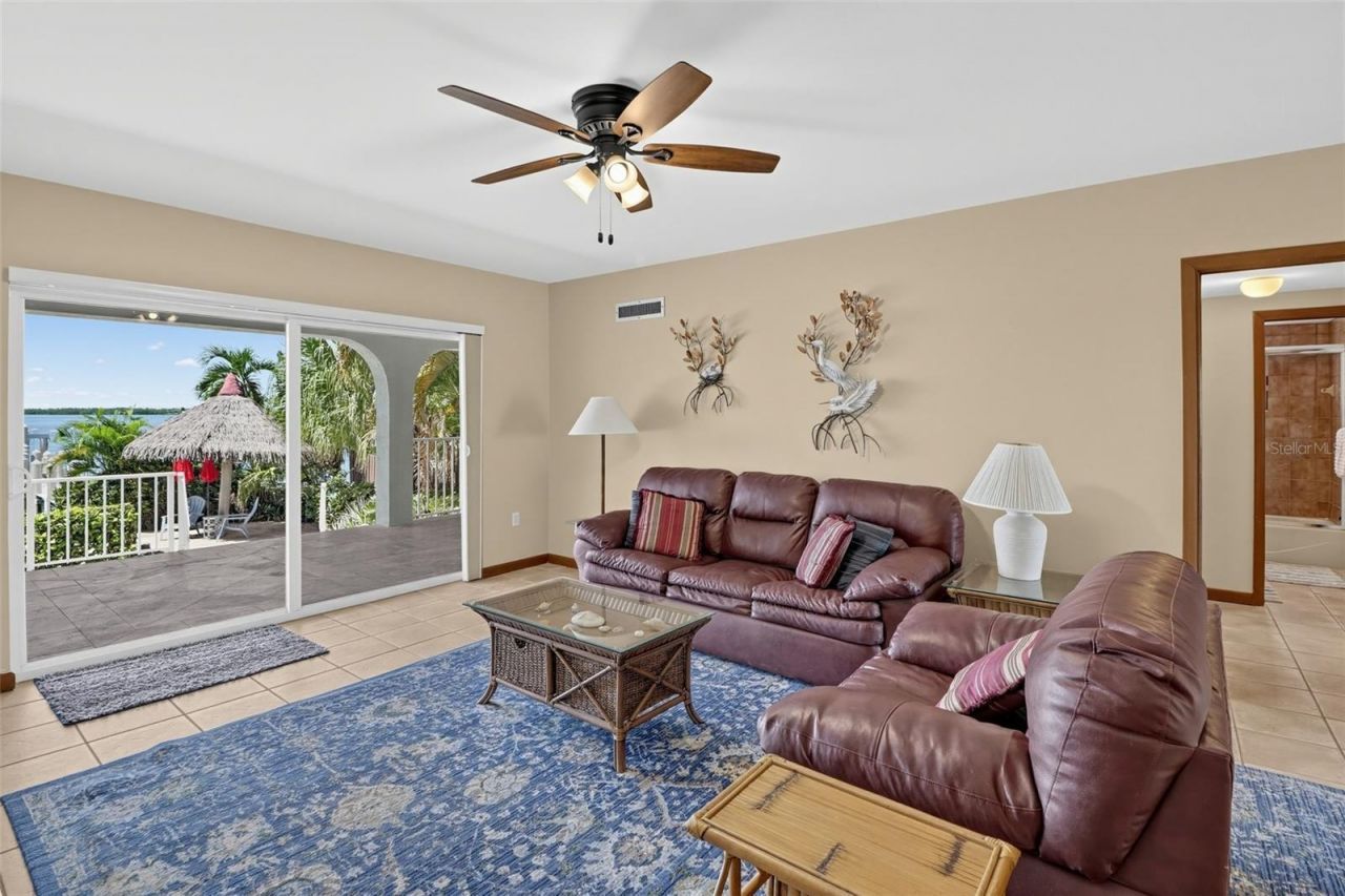 422 Harbour Drive, Duck Key, FL 33050 Photo