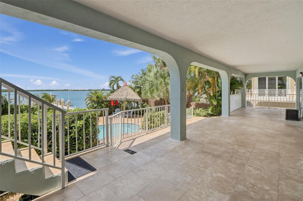 422 Harbour Drive, Duck Key, FL 33050 Photo