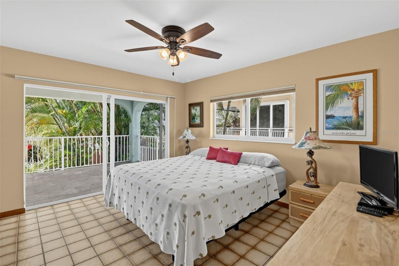 422 Harbour Drive, Duck Key, FL 33050 Photo