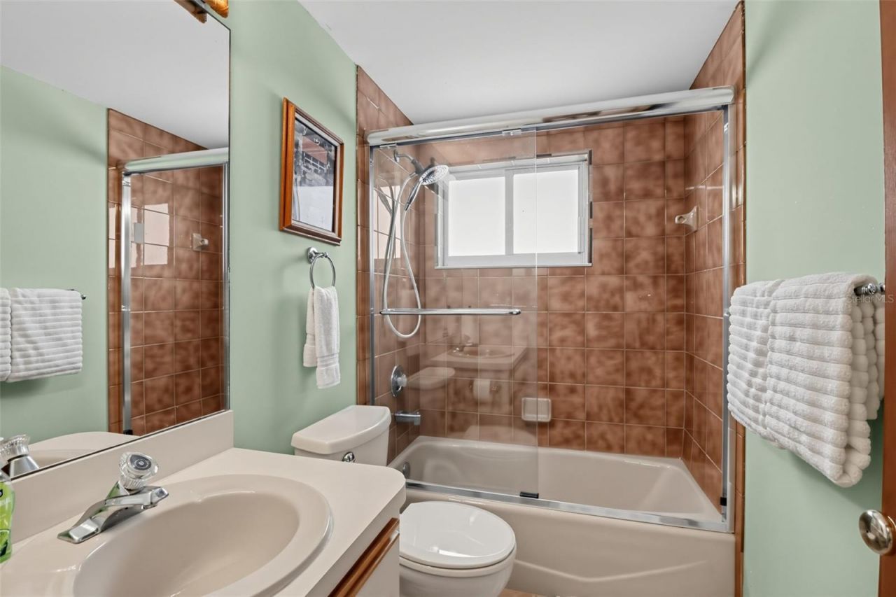 422 Harbour Drive, Duck Key, FL 33050 Photo