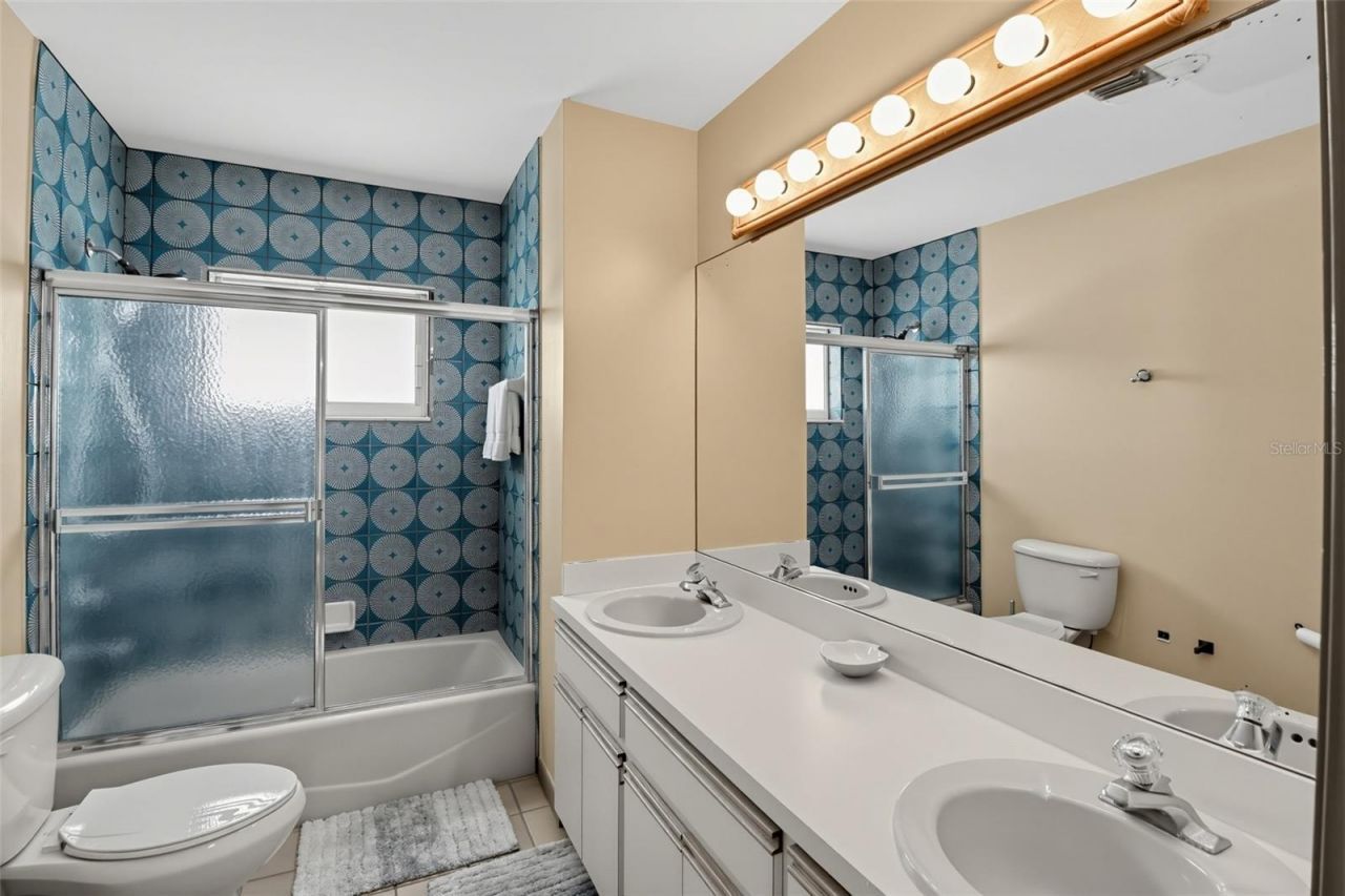 422 Harbour Drive, Duck Key, FL 33050 Photo