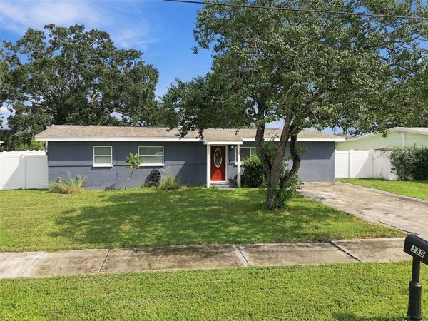 335 COUNTRY CLUB DRIVE , OLDSMAR, FL 34677