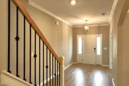 918 Appian Way  photo 4