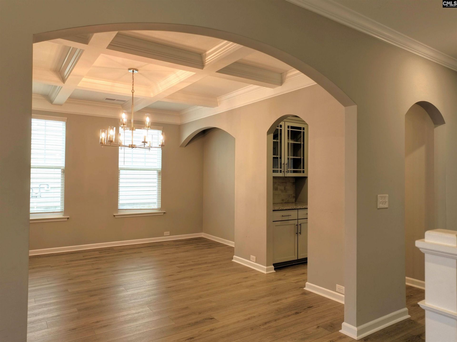 918 Appian Way  Photo 5