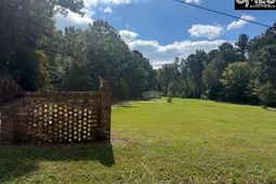 261 Wildwood Lane  photo 4