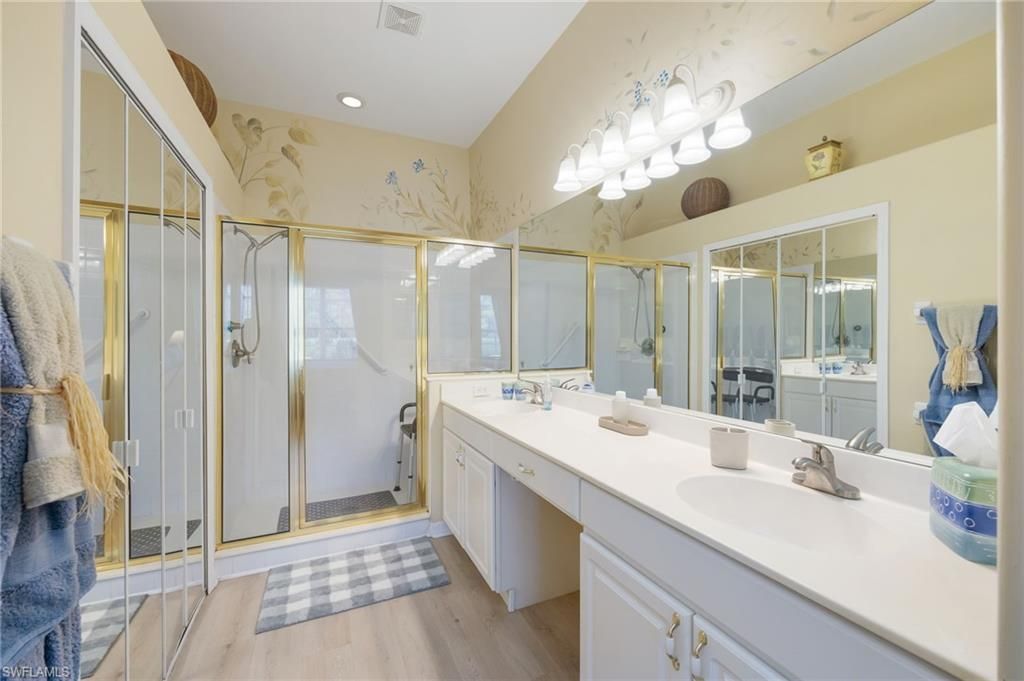 9270 Spring Run Blvd, Estero, FL 34135 Photo