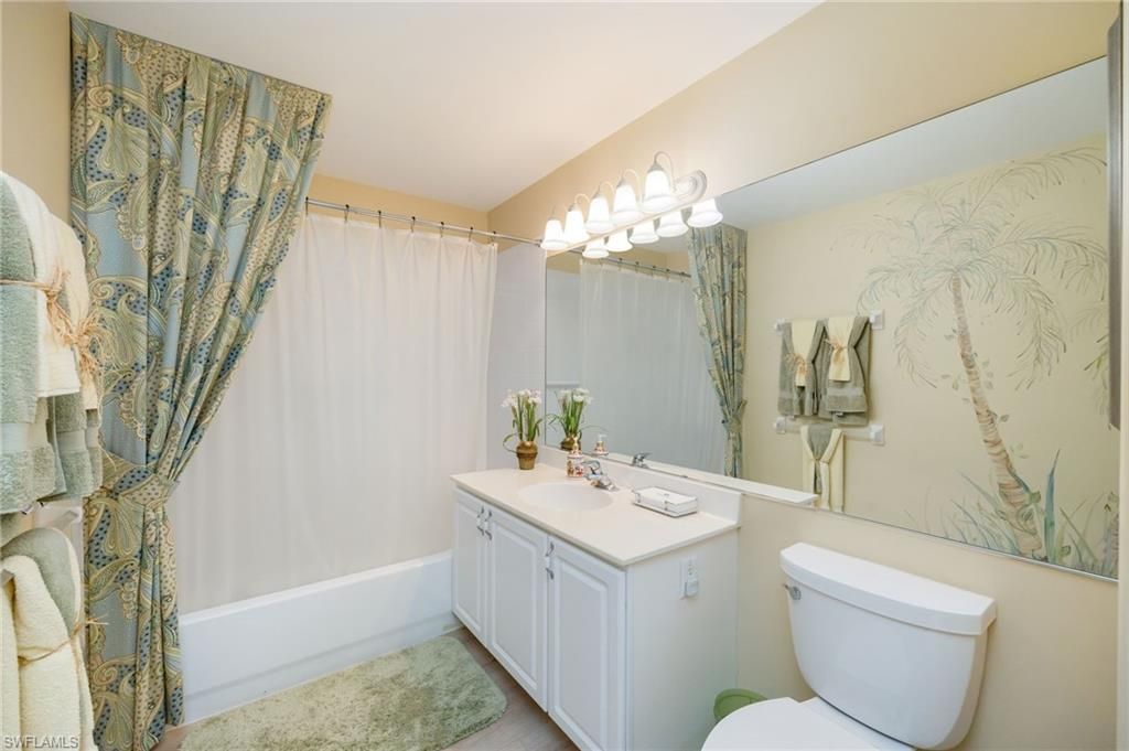9270 Spring Run Blvd, Estero, FL 34135 Photo