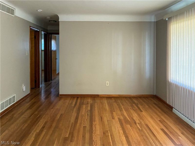 907 Fenton Street, Niles, OH 44446 Photo 4