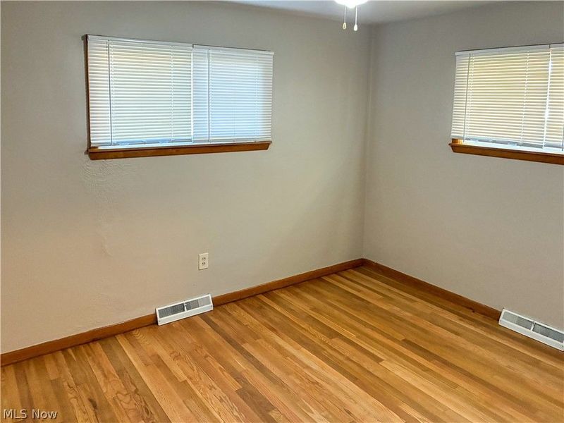 907 Fenton Street, Niles, OH 44446 Photo 8