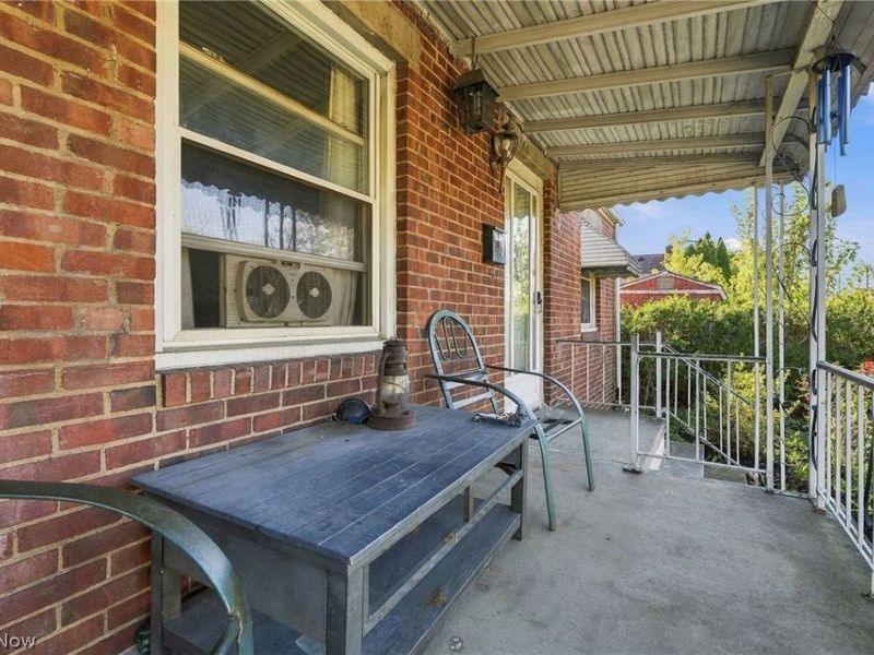 13613 Harold Avenue, Cleveland, OH 44135 Photo 7