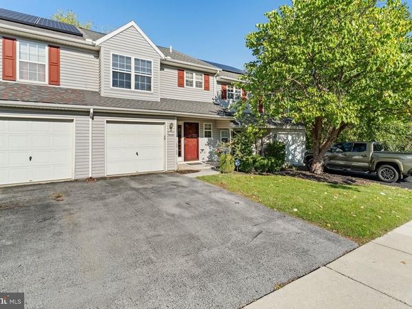 5796 HIDDEN LAKE DRIVE, HARRISBURG, PA 17111