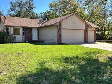 1168 N Curtis, Wichita, KS 67212