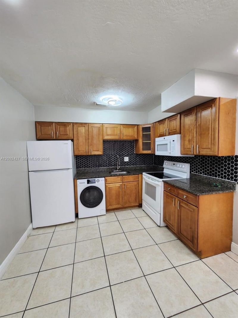 6251 NW 14th St , Sunrise, FL 33313 Photo