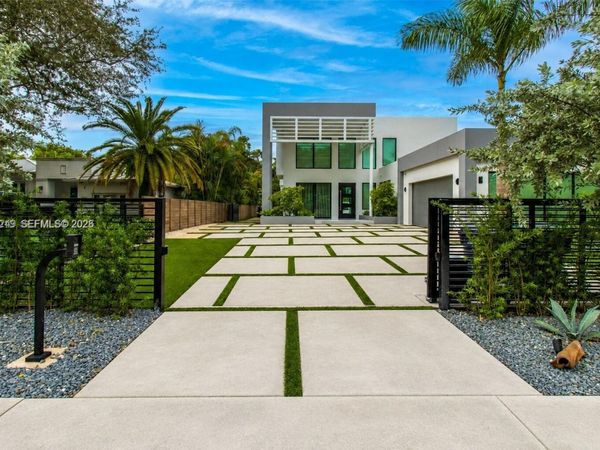 7630 SW 58th Ave , South Miami, FL 33143
