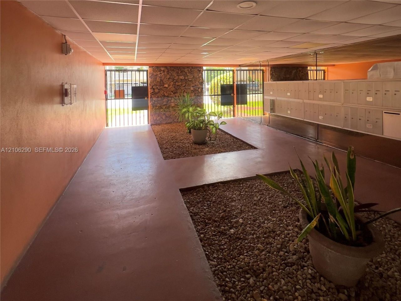 365 NE 125th St , Unit 310, North Miami, FL 33161 Photo