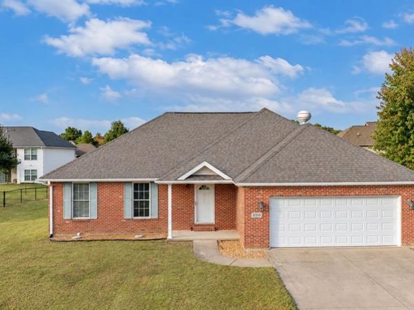 2310 York Drive , Jackson, MO 63755