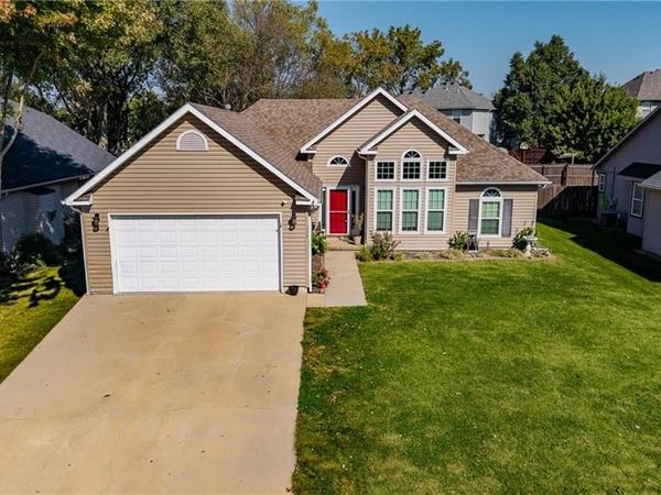 515 Wildwood Court, Warrensburg, MO 64093