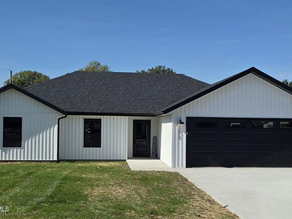 1013 COLORADO AVENUE, Eldon, MO 65026