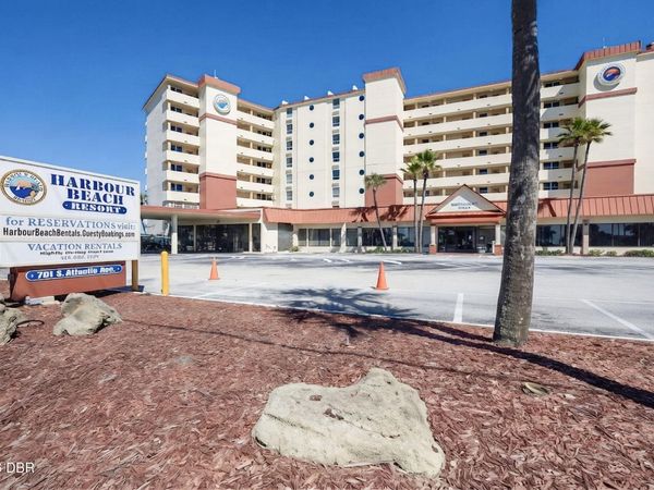 701 S Atlantic Avenue, Unit 417, Daytona Beach, FL 32118