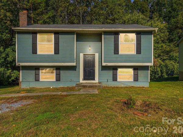 1010 Glenfiddich Drive , Charlotte, NC 28215