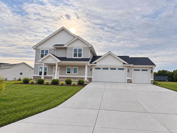 4064 whistle rock Circle, DeForest, WI 53532