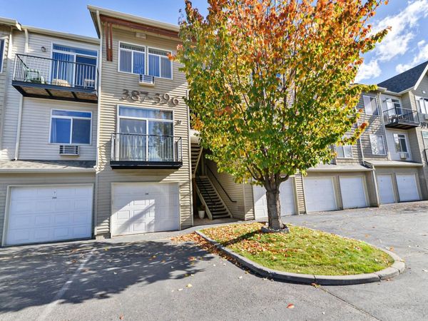 22855 E Country Vista Dr, Liberty Lake, WA 99019
