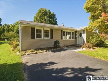 7 Georges Place , Fredonia, NY 14063