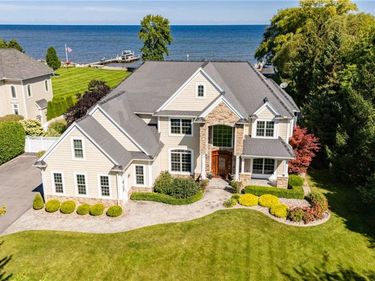 2 North Shore Drive , Hilton, NY 14468
