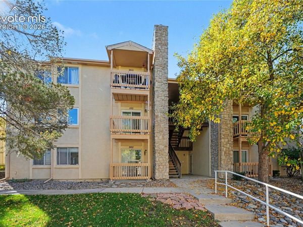 842 Tenderfoot Hill Road, Unit 101, Colorado Springs, CO 80906