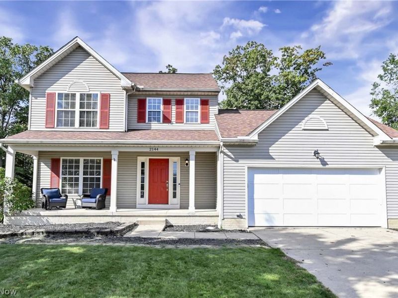 2144 Reserve Circle N, Lorain, OH 44053 Photo 1