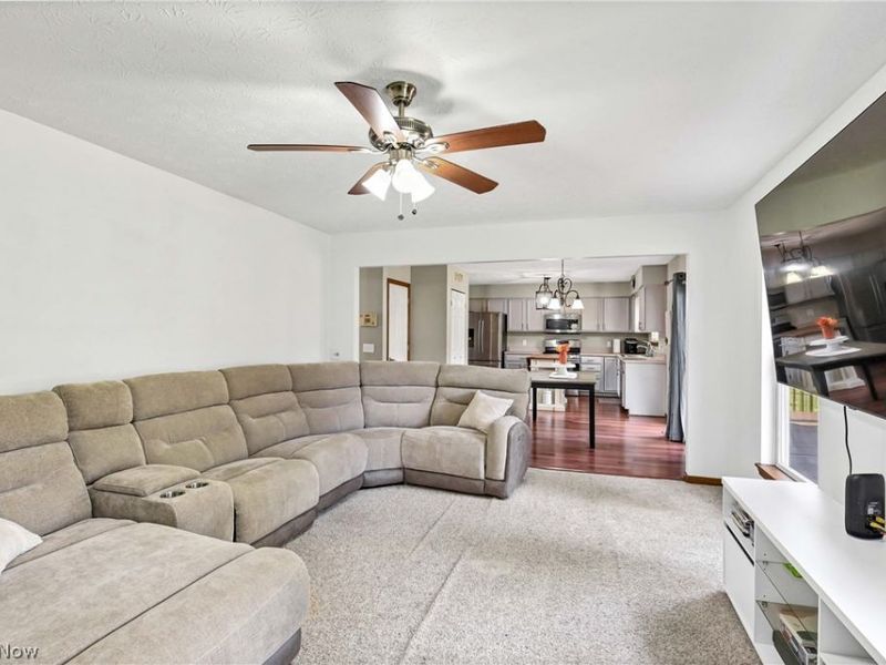 2144 Reserve Circle N, Lorain, OH 44053 Photo 18