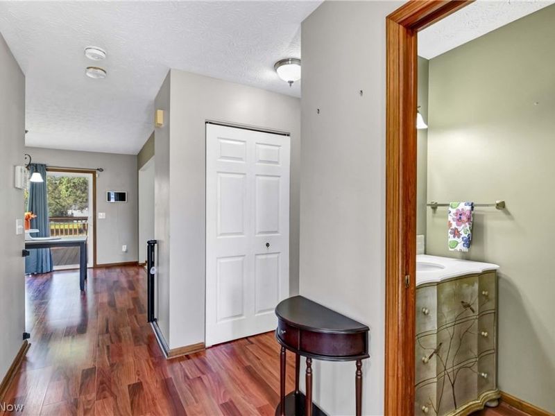 2144 Reserve Circle N, Lorain, OH 44053 Photo 7