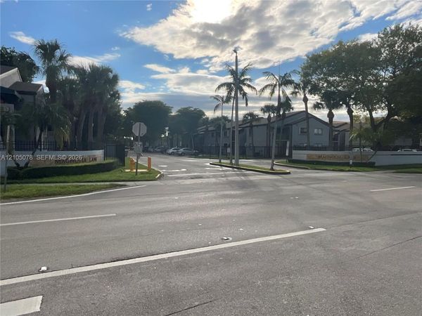 7425 SW 152nd Ave , Unit 11-207, Miami, FL 33193