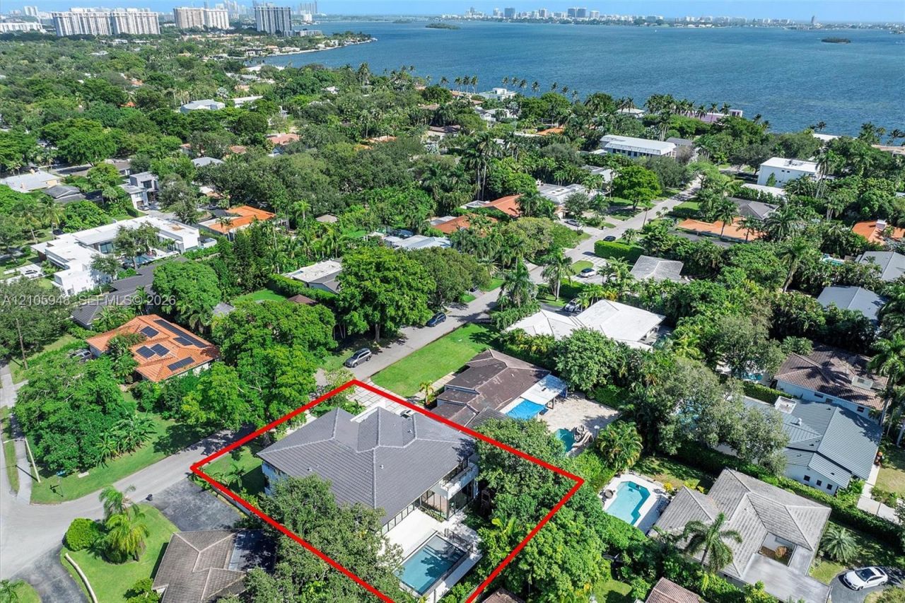 1202 NE 93rd St , Miami Shores, FL 33138 Photo