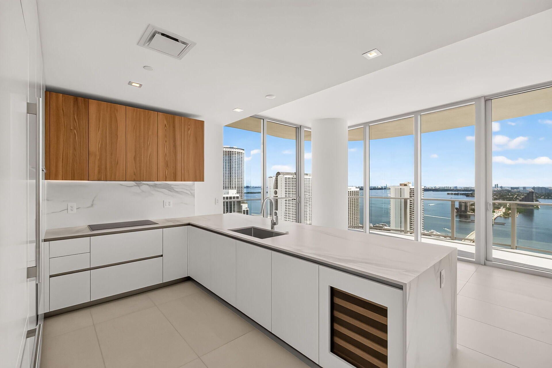 1400 Biscayne Blvd , Unit 2906, Miami, FL 33132 Photo