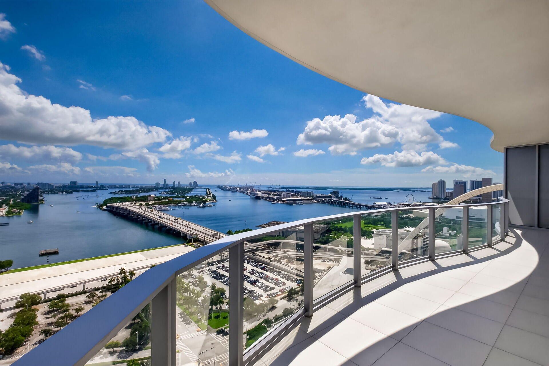 1400 Biscayne Blvd , Unit 2906, Miami, FL 33132 Photo