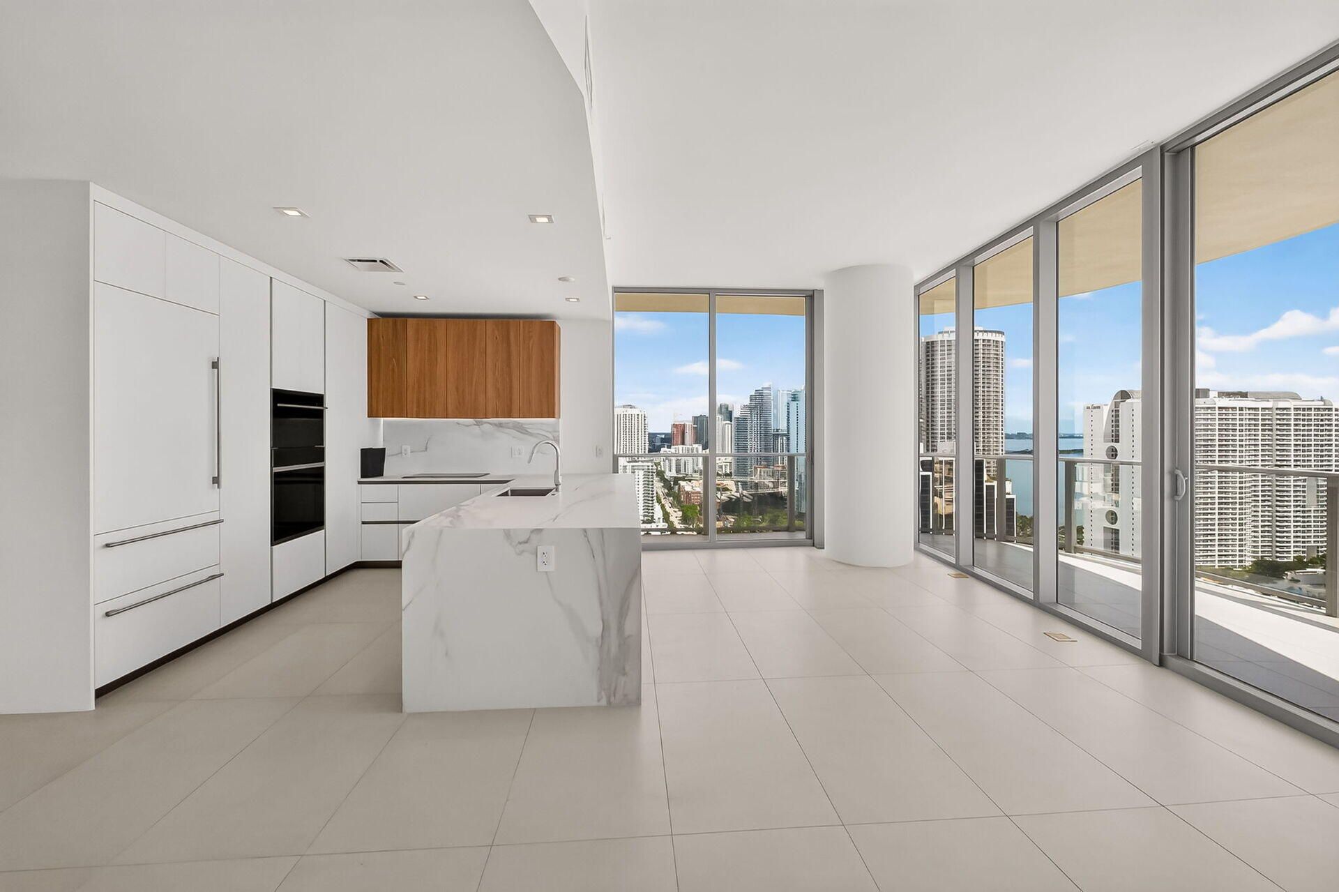 1400 Biscayne Blvd , Unit 2906, Miami, FL 33132 Photo