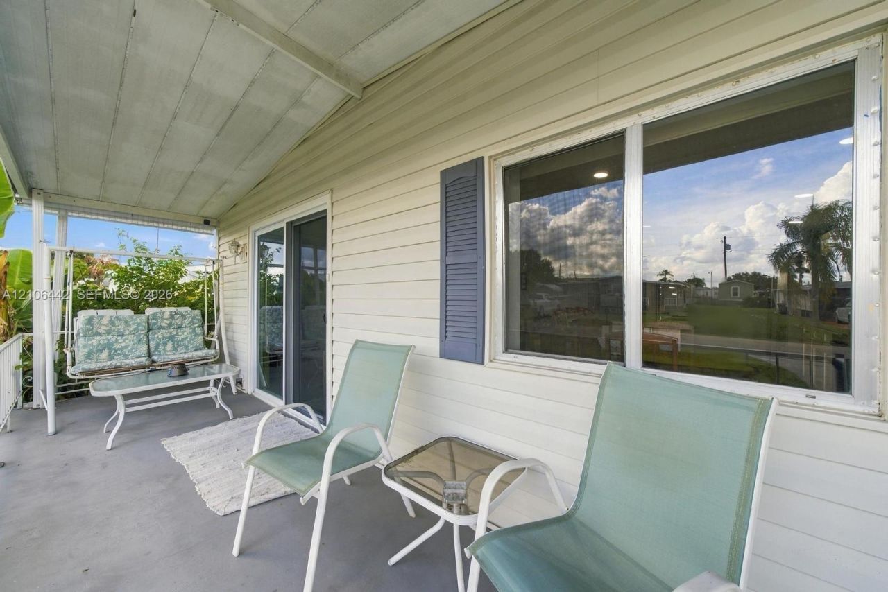 2024 E Robin Avenue , Sebring, FL 33870 Photo