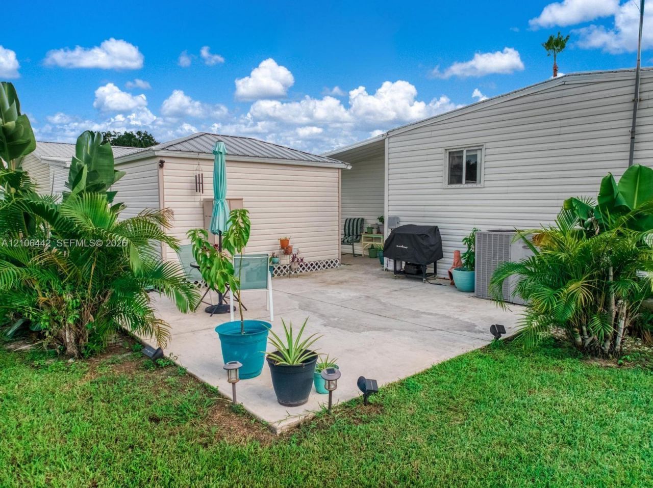 2024 E Robin Avenue , Sebring, FL 33870 Photo