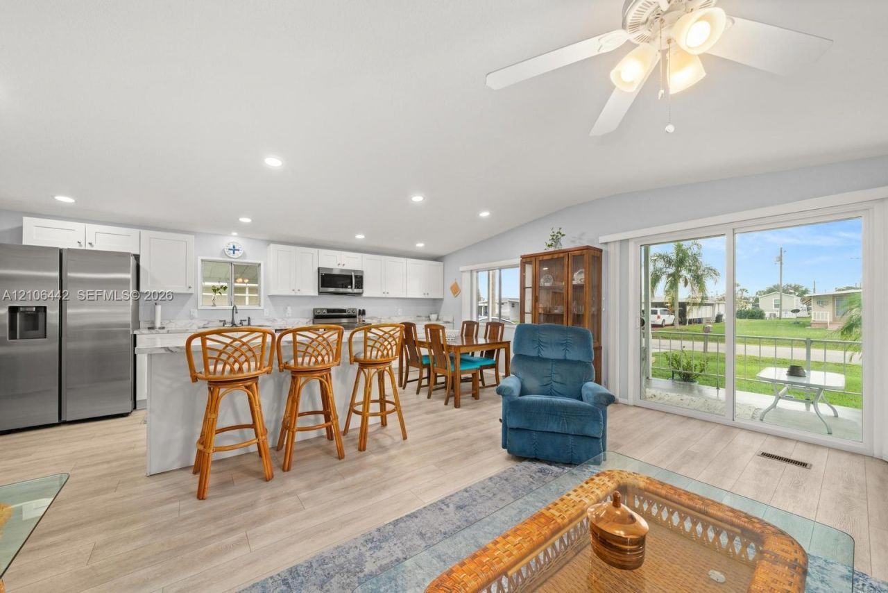 2024 E Robin Avenue , Sebring, FL 33870 Photo