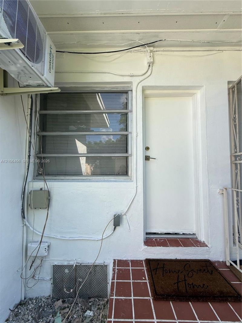 1721 SW 14th St , Unit D, Miami, FL 33145 Photo