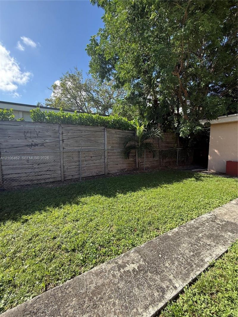 1721 SW 14th St , Unit C, Miami, FL 33145 Photo
