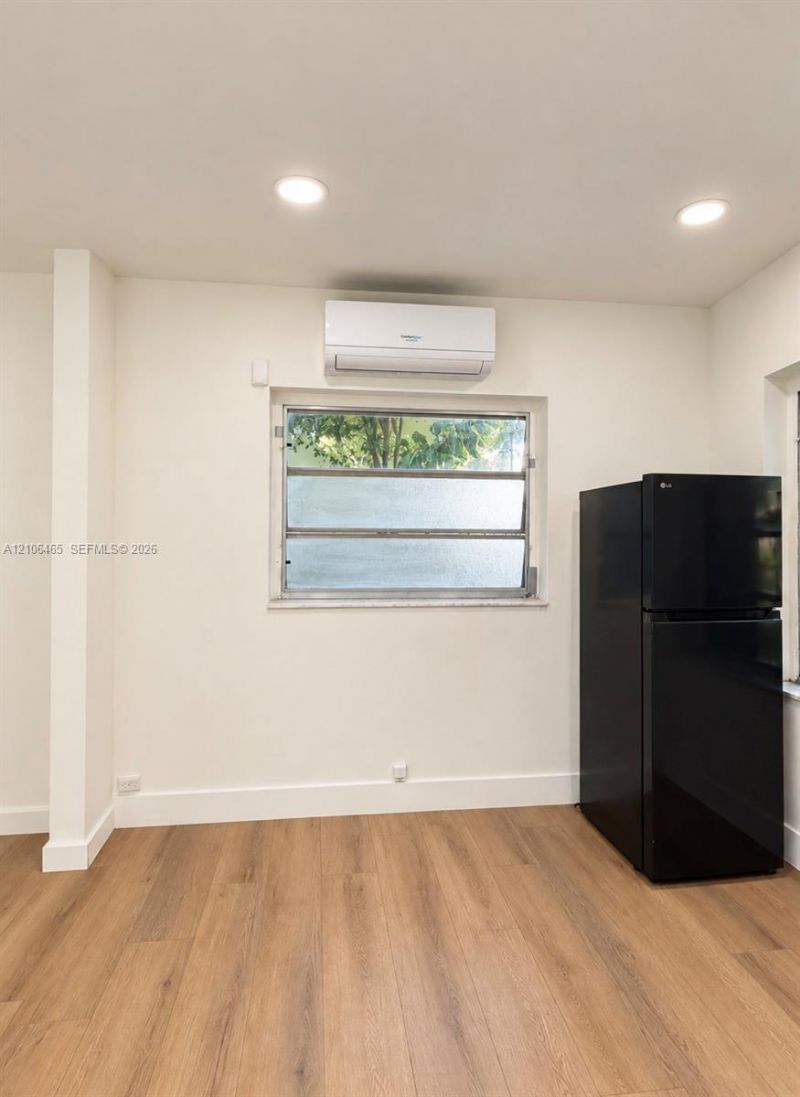 1721 SW 14th St , Unit B, Miami, FL 33145 Photo