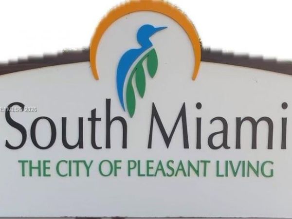 5879 SW 58th Ter , Miami, FL 33143
